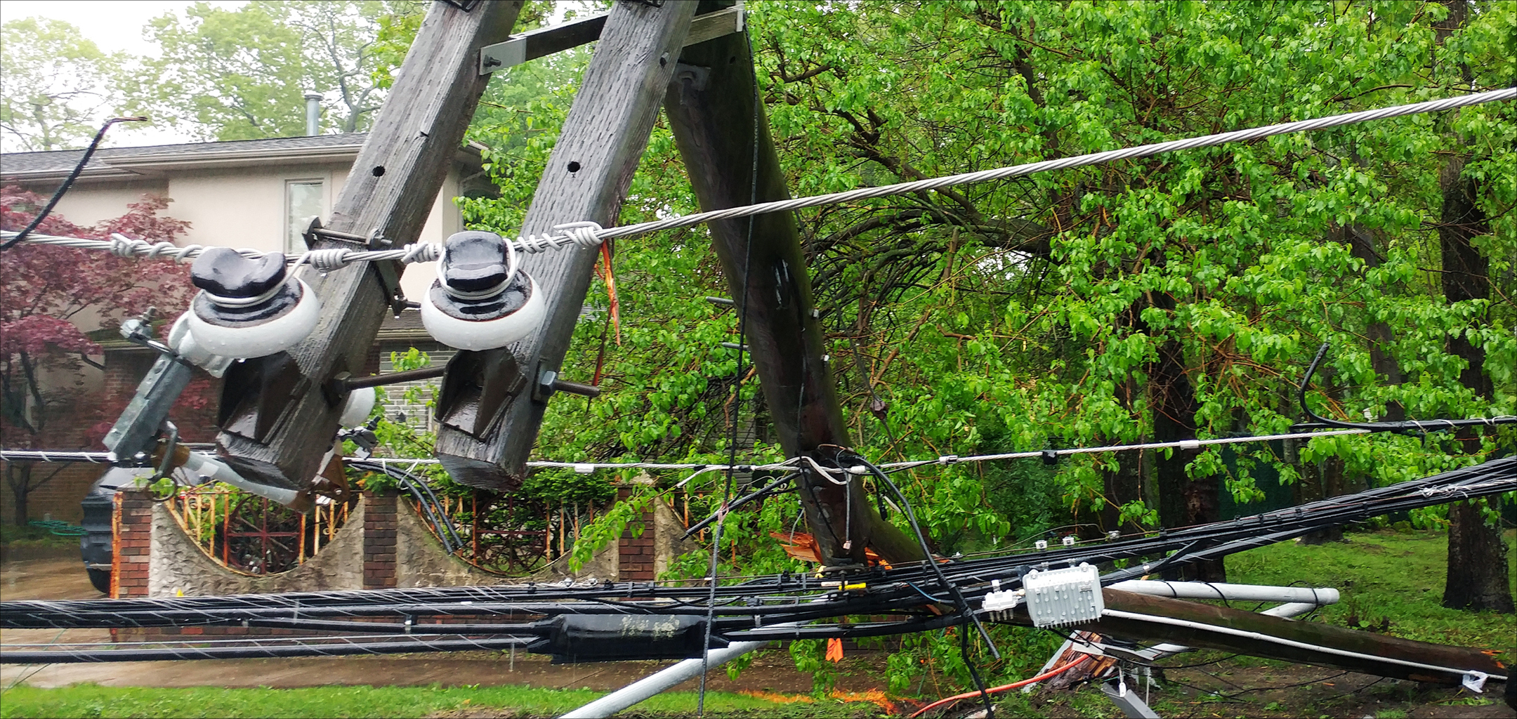 Fidelity_Group_Utilities_Colborne_Ontario_Website_lines2